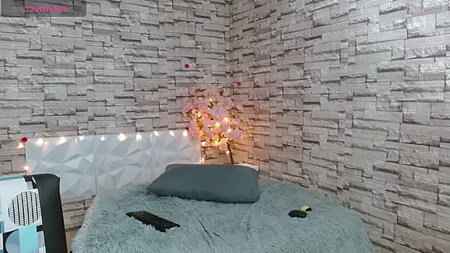 Snapshot of Vanse_lust chatting on March 18, 2025, 1:53 am Vanse lust online show from March 18, 2025, 1:53 am