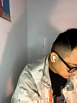 Snapshot of lixiaoshuai8 chatting on November 18, 2025, 5:12 am lixiaoshuai8 online show from November 18, 2025, 5:12 am