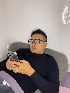 Snapshot of lixiaoshuai8 chatting on November 28, 2025, 5:21 am lixiaoshuai8 online show from November 28, 2025, 5:21 am