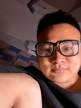 Snapshot of lixiaoshuai8 chatting on December 3, 2025, 4:05 pm lixiaoshuai8 online show from December 3, 2025, 4:05 pm