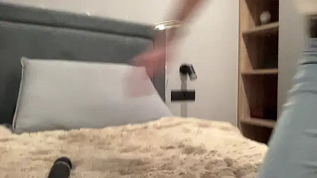 Snapshot of cute_mark chatting on January 5, 2026, 5:27 pm cute mark online show from January 5, 2026, 5:27 pm