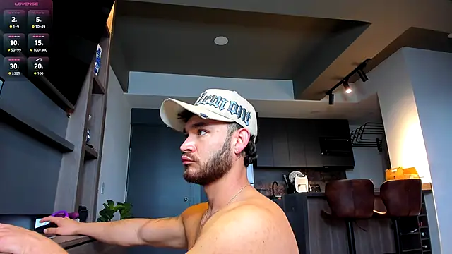 Snapshot of Maximo_Marcelo chatting on October 30, 2025, 11:11 am Maximo Marcelo online show from October 30, 2025, 11:11 am