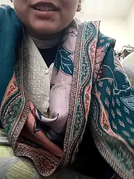 rituu07 online show from December 4, 2024, 11:30 am