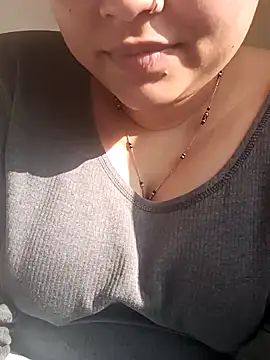 rituu07 online show from December 18, 2024, 9:14 am