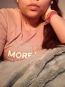 rituu07 online show from January 7, 2025, 11:16 am