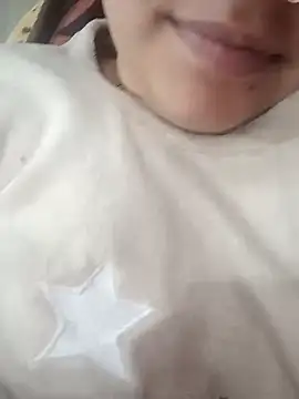 rituu07 online show from February 18, 2025, 3:10 pm