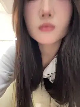 Snapshot of xyebobs chatting on November 6, 2025, 3:35 pm xyebobs online show from November 6, 2025, 3:35 pm