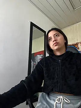 zoe connor19 online show from December 21, 2025, 11:39 am