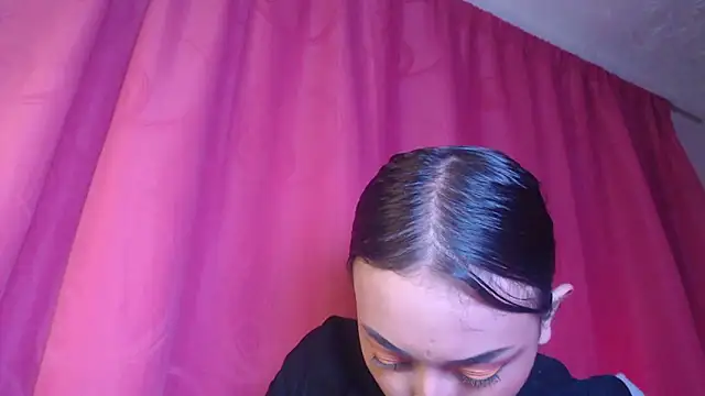 Little aphrodite online show from November 1, 2025, 4:36 am