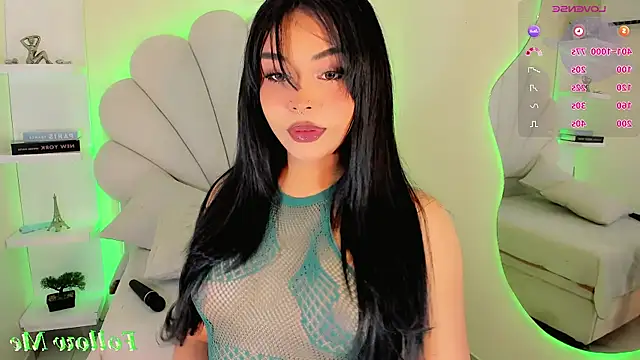 ValentinaMarinn online show from March 16, 2026, 9:19 pm