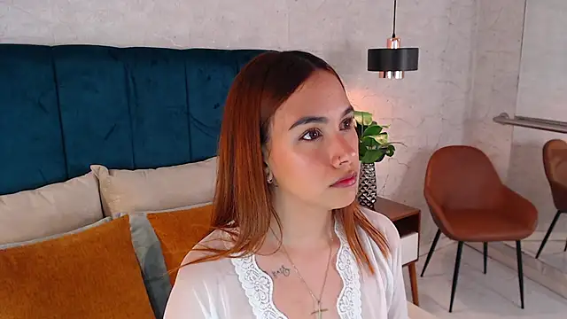 AdeleAndersonn online show from December 5, 2025, 7:43 pm