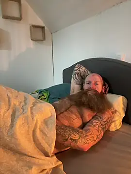 Snapshot of Ice_mannHH chatting on December 15, 2024, 10:15 pm Ice mannHH online show from December 15, 2024, 10:15 pm