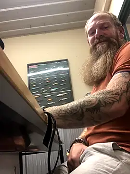 Snapshot of Ice_mannHH chatting on September 30, 2025, 1:38 pm Ice mannHH online show from September 30, 2025, 1:38 pm