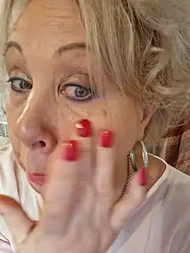 Snapshot of PALETT chatting on December 14, 2024, 6:02 am PALETT online show from December 14, 2024, 6:02 am