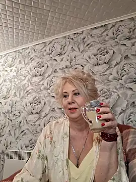 Snapshot of PALETT chatting on February 21, 2025, 3:23 am PALETT online show from February 21, 2025, 3:23 am