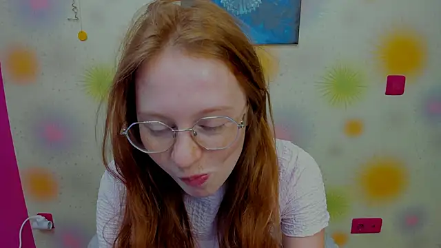 Snapshot of Fire_Luna chatting on September 13, 2025, 5:07 am Fire Luna online show from September 13, 2025, 5:07 am