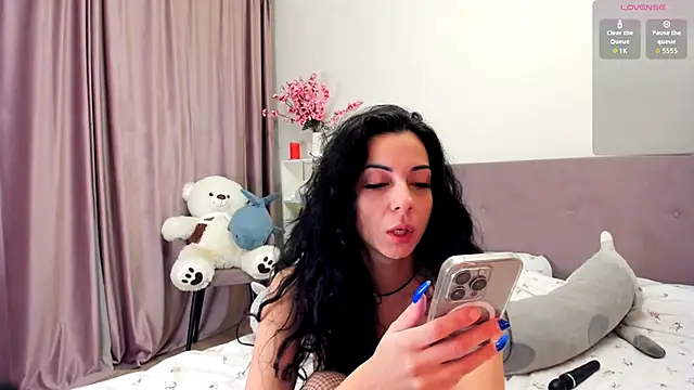 Shadow Dance online show from September 17, 2025, 3:46 pm