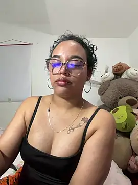 Snapshot of angela_angels_ chatting on February 1, 2026, 10:14 am angela angels online show from February 1, 2026, 10:14 am