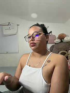 Snapshot of angela_angels_ chatting on February 6, 2026, 7:23 am angela angels online show from February 6, 2026, 7:23 am