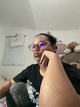 Snapshot of angela_angels_ chatting on February 9, 2026, 8:29 am angela angels online show from February 9, 2026, 8:29 am