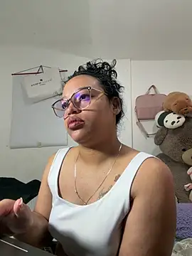 Snapshot of angela_angels_ chatting on February 22, 2026, 10:25 am angela angels online show from February 22, 2026, 10:25 am