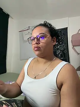 Snapshot of angela_angels_ chatting on February 22, 2026, 11:47 pm angela angels online show from February 22, 2026, 11:47 pm