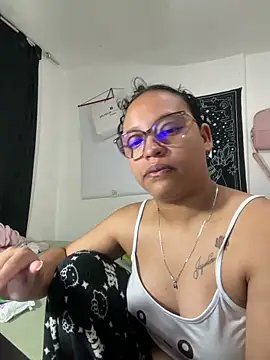 Snapshot of angela_angels_ chatting on March 3, 2026, 8:53 am angela angels online show from March 3, 2026, 8:53 am