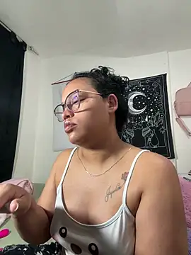 angela angels  online show from March 4, 2026, 10:21 am