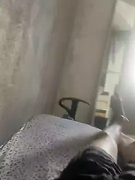 Snapshot of Juliano69xv chatting on February 8, 2025, 1:22 pm Juliano69xv online show from February 8, 2025, 1:22 pm