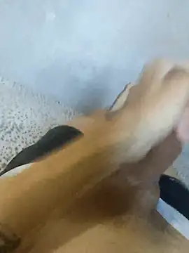 Snapshot of Juliano69xv chatting on March 3, 2025, 12:27 pm Juliano69xv online show from March 3, 2025, 12:27 pm