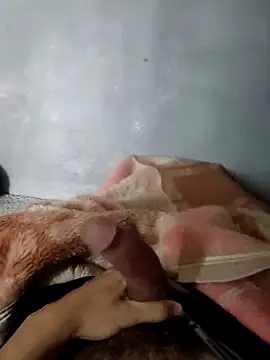 Snapshot of Juliano69xv chatting on September 17, 2025, 12:29 pm Juliano69xv online show from September 17, 2025, 12:29 pm