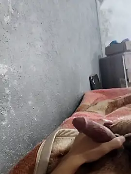 Snapshot of Juliano69xv chatting on October 3, 2025, 12:46 pm Juliano69xv online show from October 3, 2025, 12:46 pm