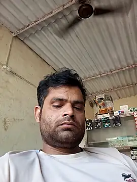 Snapshot of Priynkarani chatting on November 24, 2025, 4:23 am Priynkarani online show from November 24, 2025, 4:23 am