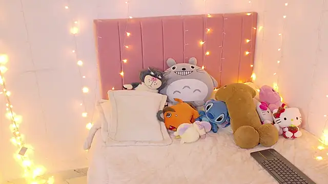 p3ach1 online show from December 5, 2025, 3:15 am