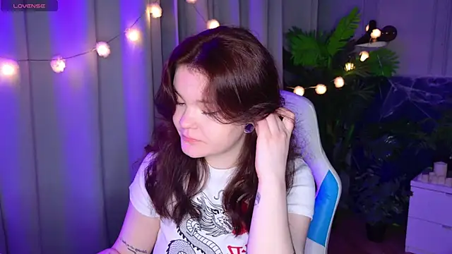 EnnySunrise online show from November 6, 2025, 6:53 pm