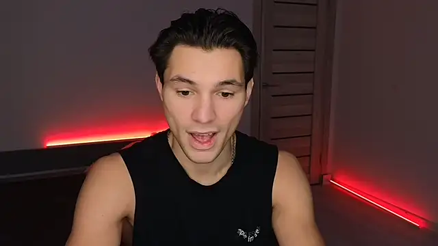 Snapshot of denlover1 chatting on February 7, 2026, 8:29 am denlover1 online show from February 7, 2026, 8:29 am