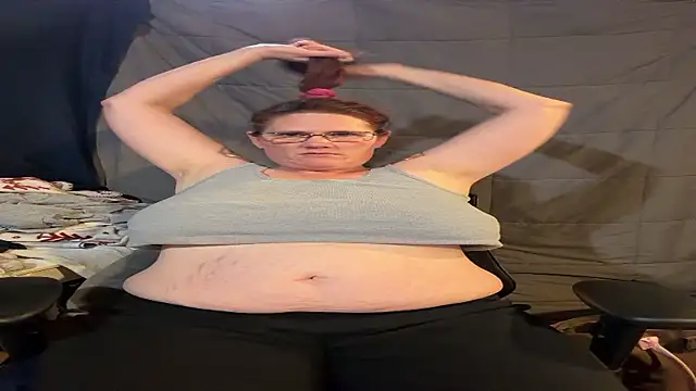 naughtywifenxtdoor online show from November 15, 2025, 8:38 pm