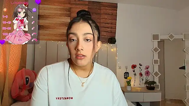 Alyssapark online show from June 16, 2026, 7:27 pm