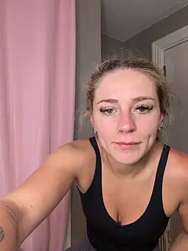 Snapshot of lexybabyxo chatting on May 19, 2026, 10:43 am lexybabyxo online show from May 19, 2026, 10:43 am