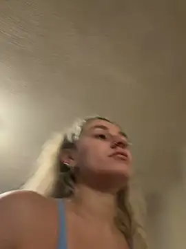 Snapshot of lexybabyxo chatting on July 10, 2026, 10:07 am lexybabyxo online show from July 10, 2026, 10:07 am