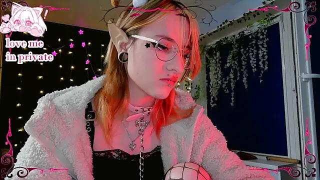 Snapshot of Honelin chatting on February 1, 2026, 4:27 pm Honelin online show from February 1, 2026, 4:27 pm