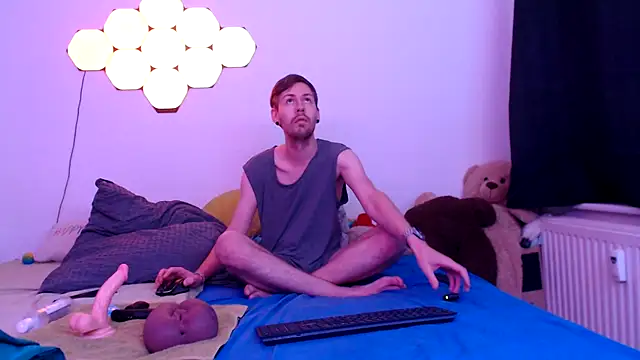 jonny-bisexual online show from November 6, 2025, 6:53 pm