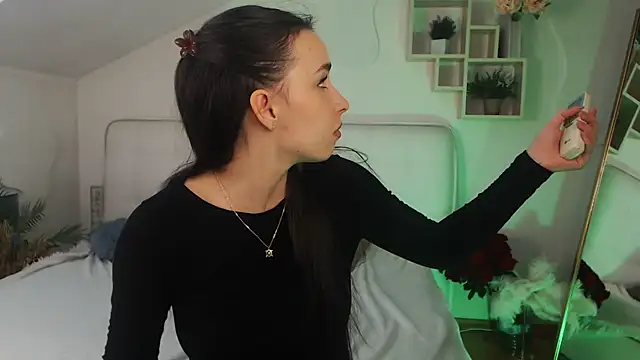 Snapshot of AuroraAksnesss chatting on March 11, 2025, 7:58 am AuroraAksnesss online show from March 11, 2025, 7:58 am