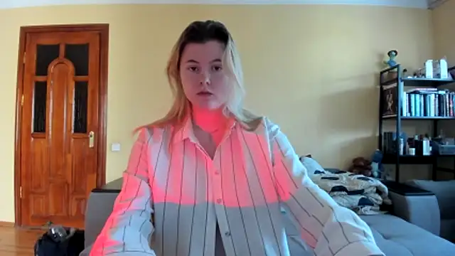 LillyDepp online show from February 20, 2026, 1:22 pm