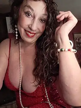 Snapshot of GypsyEsmeralda chatting on June 4, 2026, 6:41 am GypsyEsmeralda online show from June 4, 2026, 6:41 am
