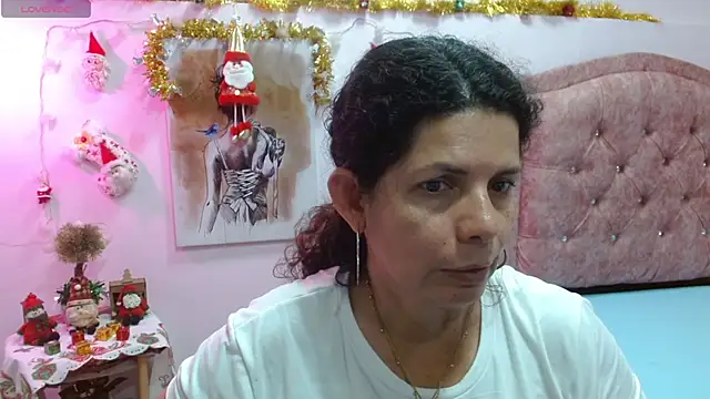 Snapshot of sila_bolum chatting on November 20, 2025, 1:55 pm sila bolum online show from November 20, 2025, 1:55 pm