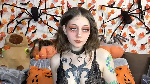 Snapshot of _Devill_Baby chatting on October 5, 2025, 6:28 pm Devill Baby online show from October 5, 2025, 6:28 pm