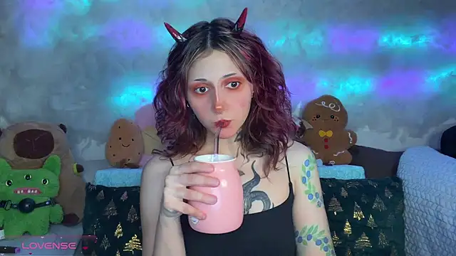 Snapshot of _Devill_Baby chatting on February 2, 2026, 7:34 pm Devill Baby online show from February 2, 2026, 7:34 pm