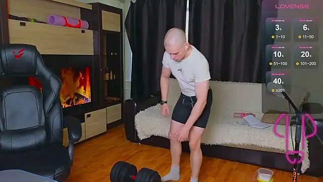 Snapshot of STRONGBEAUTY282 chatting on January 30, 2025, 7:50 am STRONGBEAUTY282 online show from January 30, 2025, 7:50 am