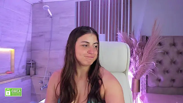 Snapshot of taiiga__ chatting on January 3, 2025, 9:57 pm taiiga online show from January 3, 2025, 9:57 pm